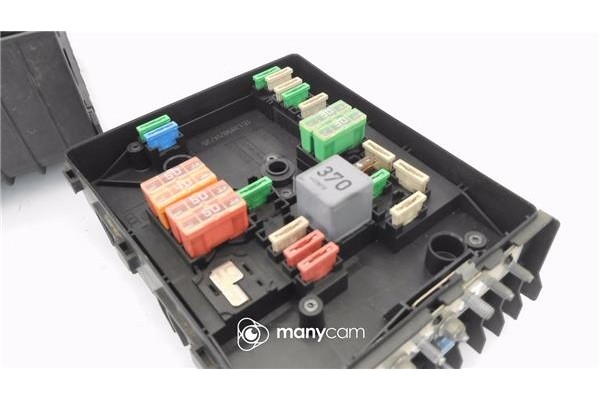 Recambio de caja fusibles/rele para seat altea xl (5p5) 1.9 tdi referencia OEM IAM 1K0937132F  
