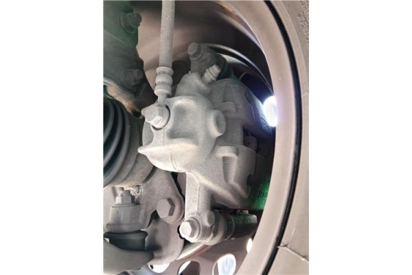 Recambio de pinza freno delantero izquierda para mitsubishi colt cz3 berl. 3 (z30) 1.5 di-d instyle referencia OEM IAM 4605A065 