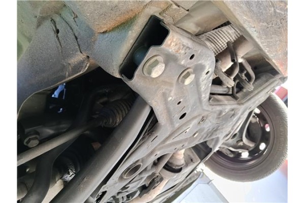 Recambio de subchasis para mitsubishi colt cz3 berl. 3 (z30) 1.5 di-d instyle referencia OEM IAM MR594001  