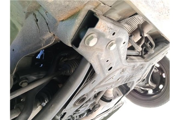 Recambio de subchasis para mitsubishi colt cz3 berl. 3 (z30) 1.5 di-d instyle referencia OEM IAM MR594001  