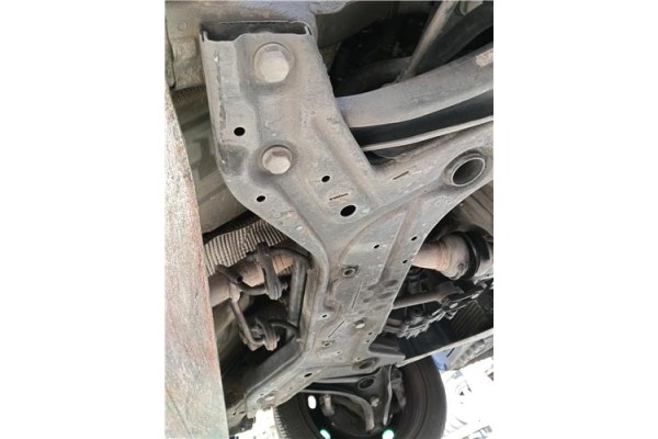Recambio de subchasis para mitsubishi colt cz3 berl. 3 (z30) 1.5 di-d instyle referencia OEM IAM MR594001  