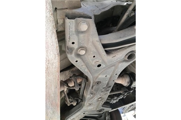 Recambio de subchasis para mitsubishi colt cz3 berl. 3 (z30) 1.5 di-d instyle referencia OEM IAM MR594001  