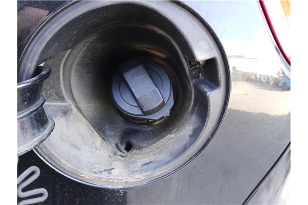 Recambio de tapon combustible para mitsubishi colt cz3 berl. 3 (z30) 1.5 di-d instyle referencia OEM IAM MN139376  