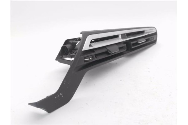 Recambio de rejilla entrada de aire para citroen c4 grand picasso/spacetourer 1.6 attraction referencia OEM IAM 967797537A  