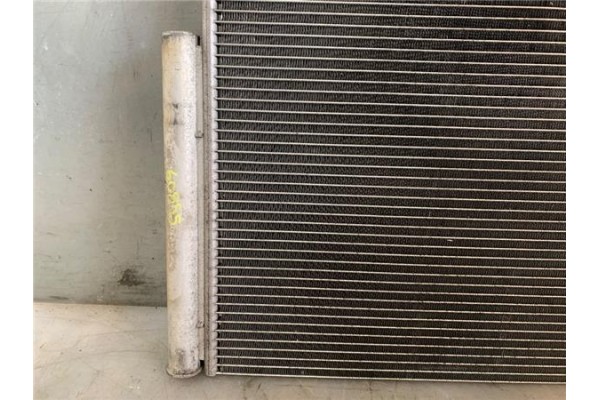 Recambio de radiador aire acondicionado para renault captur i 1.2 intens referencia OEM IAM 921006843RA M157442 
