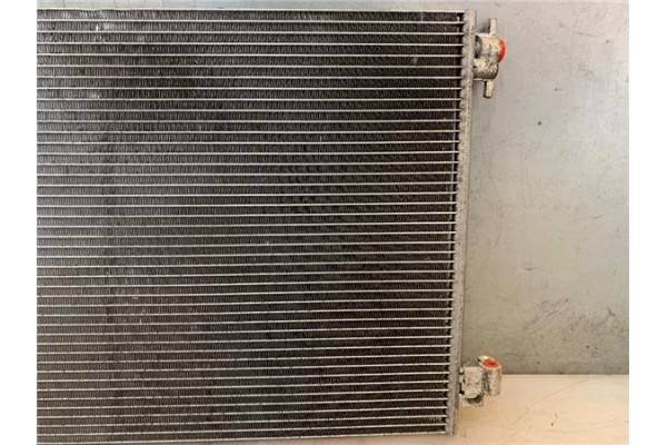 Recambio de radiador aire acondicionado para renault captur i 1.2 intens referencia OEM IAM 921006843RA M157442 