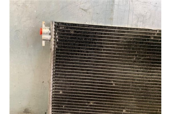 Recambio de radiador aire acondicionado para renault captur i 1.2 intens referencia OEM IAM 921006843RA M157442 