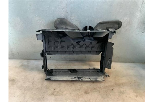 Recambio de canalizador radiador para renault captur i 1.2 intens referencia OEM IAM 215592894R  