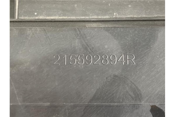 Recambio de canalizador radiador para renault captur i 1.2 intens referencia OEM IAM 215592894R  