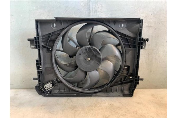 Recambio de electroventilador para renault captur i 1.2 intens referencia OEM IAM 214818009R  