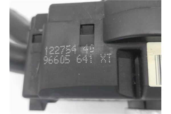 Recambio de mando intermitencia para peugeot 206 cc cabrio-coupé 1.6 16v referencia OEM IAM 96605641XT  