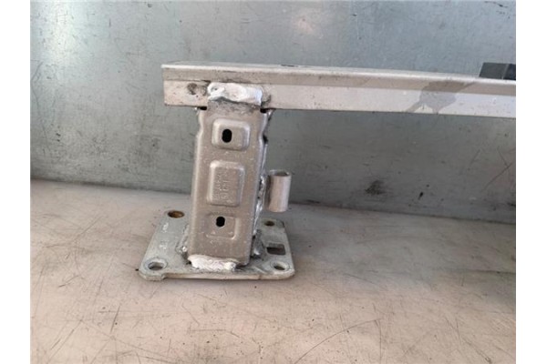 Recambio de refuerzo paragolpes para citroen c4 grand picasso/spacetourer 1.6 attraction referencia OEM IAM 168629LR 44515 