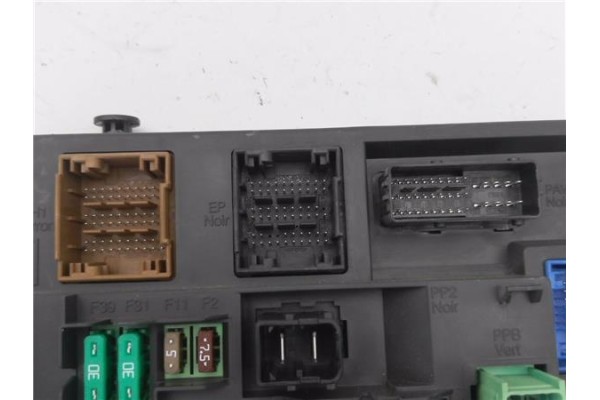 Recambio de bsi para citroen c4 grand picasso/spacetourer 1.6 attraction referencia OEM IAM 9806687980 A2C38848700 