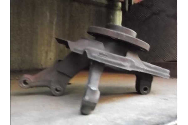 Recambio de mangueta delantero derecha para fiat i punto (176) berlina 75 1.2 referencia OEM IAM   