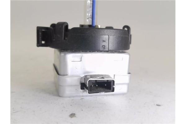 Recambio de lampara faro delantero para peugeot 407 coupé 2.0 hdi referencia OEM IAM 9285161296  