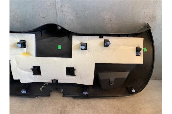 Recambio de guarnecido porton trasero para citroen c4 berlina 1.6 attraction referencia OEM IAM 968748657702 90443AO 