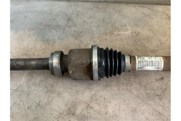 Recambio de palier delantero derecho para citroen c4 grand picasso/spacetourer 1.6 attraction referencia OEM IAM 9677916180  