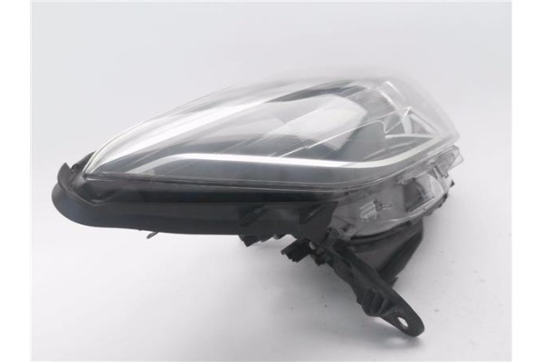 Recambio de faro delantero dcho para renault captur i 1.2 intens referencia OEM IAM 260100947R 30128121200 