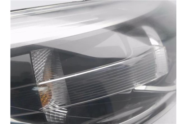 Recambio de faro delantero dcho para renault captur i 1.2 intens referencia OEM IAM 260100947R 30128121200 