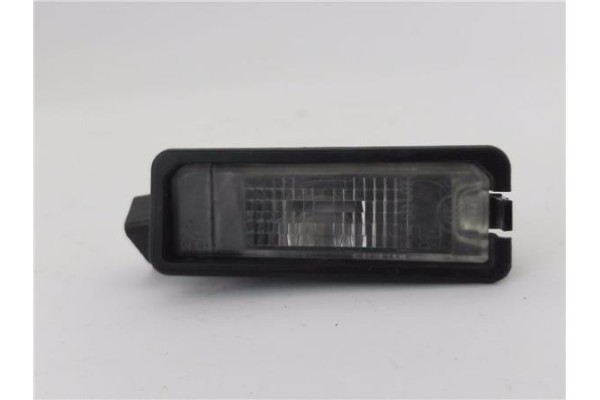 Recambio de piloto matricula para volkswagen polo v (6r1) 1.4 advance referencia OEM IAM 1K8943021  