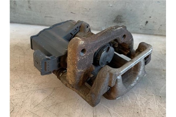 Recambio de pinza freno trasero derecha para citroen c4 grand picasso/spacetourer 1.6 attraction referencia OEM IAM 2601048501  