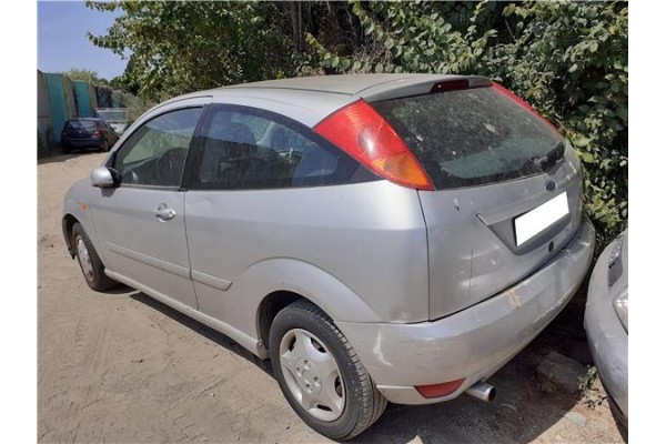 ford focus sedán (dfw) del año 2001