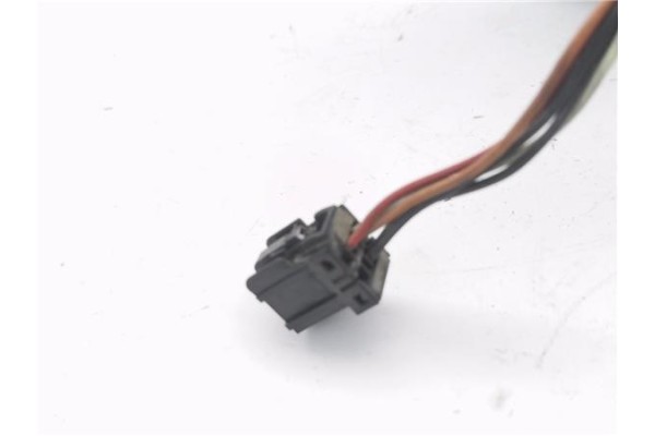 Recambio de retrovisor electrico izquierdo para jeep cherokee (kj) 2.5 crd básico referencia OEM IAM 710807  