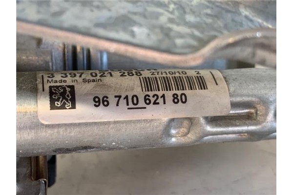 Recambio de motor limpiaparabrisas delantero para peugeot 5008 1.6 premium referencia OEM IAM 9671062180  