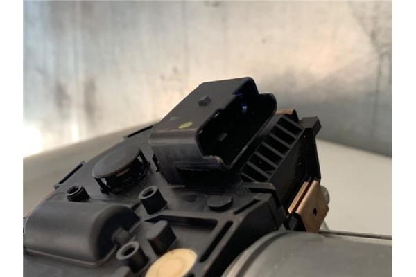 Recambio de motor limpiaparabrisas delantero para peugeot 5008 1.6 premium referencia OEM IAM 9671062180  