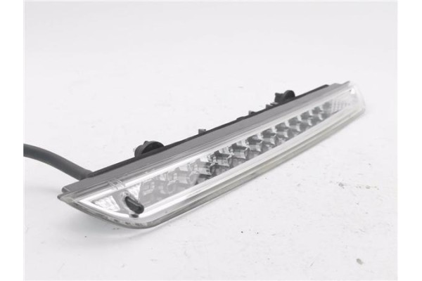 Recambio de luz central de freno para citroen c4 grand picasso/spacetourer 1.6 attraction referencia OEM IAM A052480  