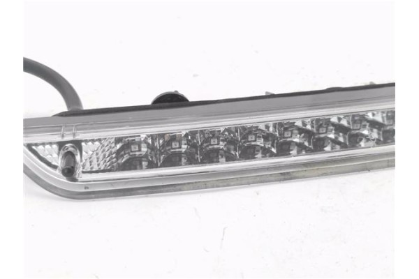 Recambio de luz central de freno para citroen c4 grand picasso/spacetourer 1.6 attraction referencia OEM IAM A052480  