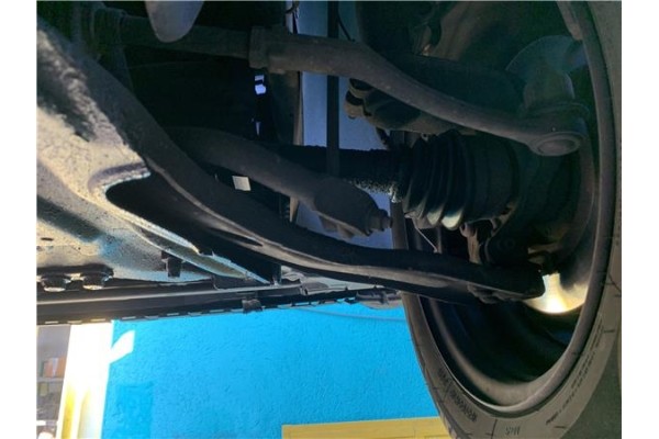 Recambio de brazo suspension delantero derecho para peugeot 207 1.4 referencia OEM IAM 3521N8  