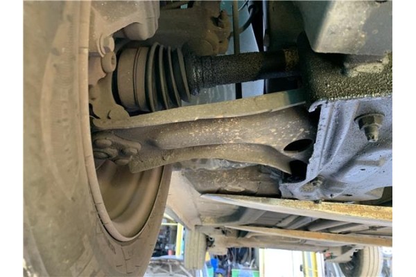 Recambio de brazo suspension delantero derecho para peugeot 207 1.4 referencia OEM IAM 3521N8  