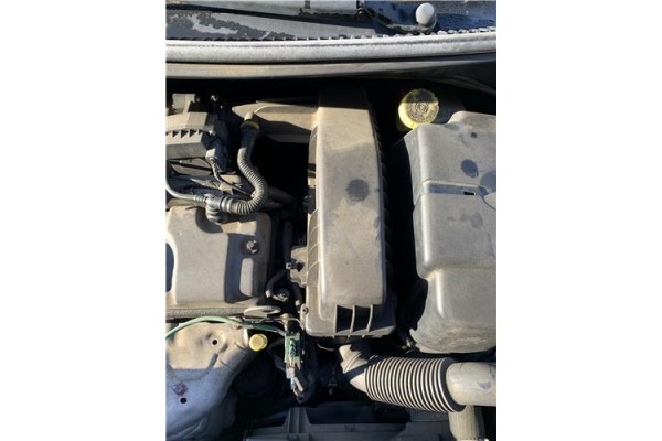 Recambio de carcasa filtro aire para peugeot 207 1.4 referencia OEM IAM 1420P9  