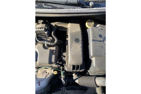 Recambio de carcasa filtro aire para peugeot 207 1.4 referencia OEM IAM 1420P9  