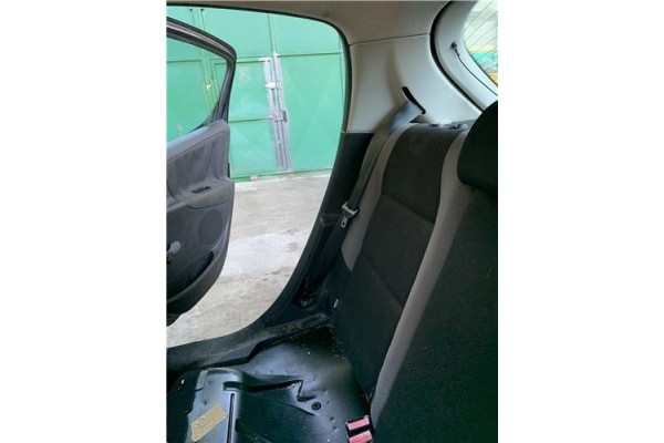 Recambio de cinturon seguridad trasero derecho para peugeot 207 1.4 referencia OEM IAM 8975X4  