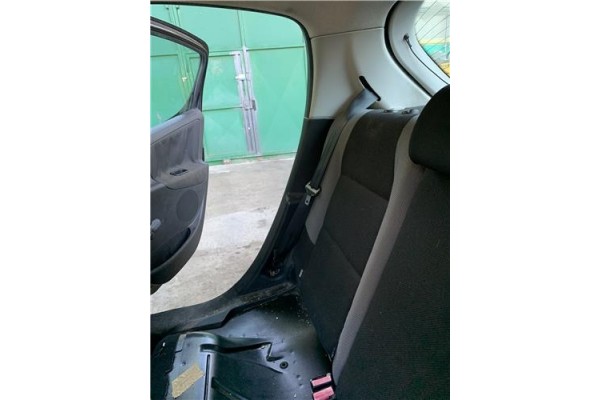 Recambio de cinturon seguridad trasero derecho para peugeot 207 1.4 referencia OEM IAM 8975X4  