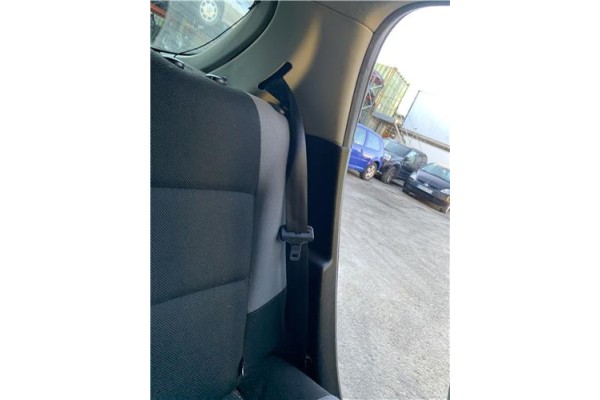 Recambio de cinturon seguridad trasero izquierdo para peugeot 207 1.4 referencia OEM IAM 8975Z7  