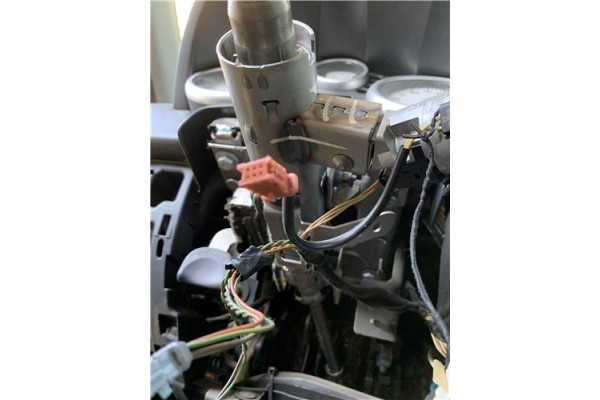 Recambio de columna direccion para peugeot 207 1.4 referencia OEM IAM 4123FJ 4123GX 