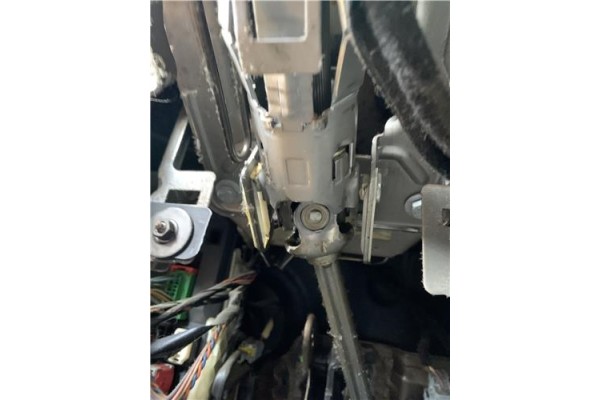 Recambio de columna direccion para peugeot 207 1.4 referencia OEM IAM 4123FJ 4123GX 