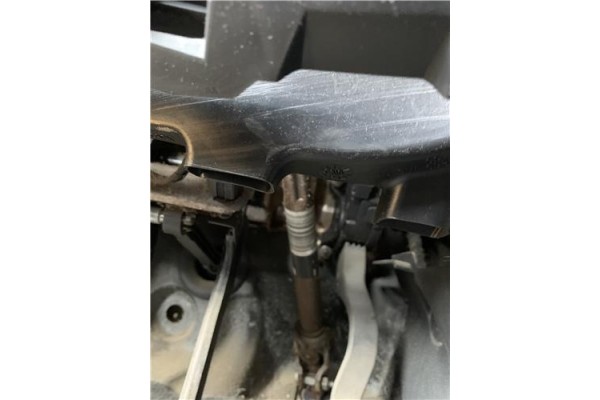 Recambio de columna direccion para peugeot 207 1.4 referencia OEM IAM 4123FJ 4123GX 