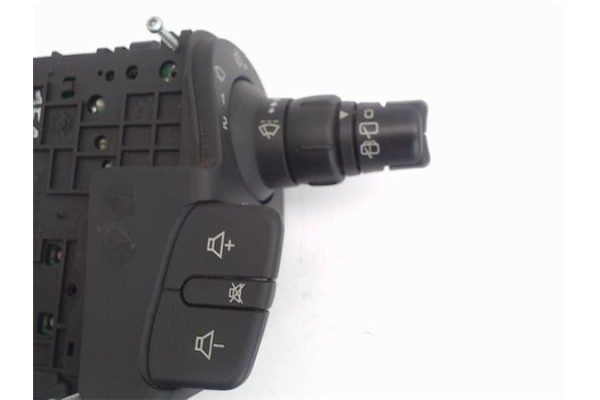 Recambio de mando limpiaparabrisas para renault scenic ii (jm) referencia OEM IAM 7701069597  