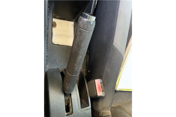 Recambio de palanca freno de mano para peugeot 207 1.4 referencia OEM IAM 4701C5 98062966ZD 