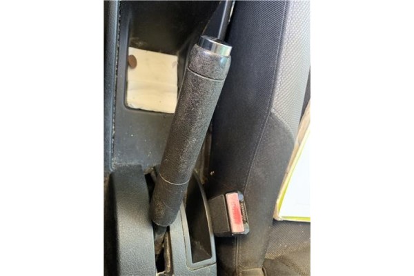 Recambio de palanca freno de mano para peugeot 207 1.4 referencia OEM IAM 4701C5 98062966ZD 