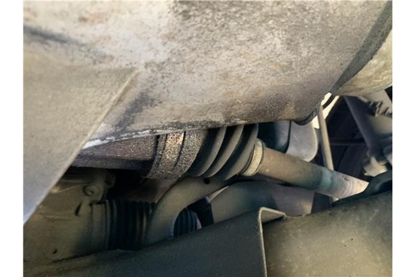 Recambio de palier delantero derecho para peugeot 207 1.4 referencia OEM IAM 3273KJ  