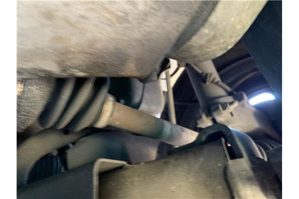 Recambio de palier delantero derecho para peugeot 207 1.4 referencia OEM IAM 3273KJ  