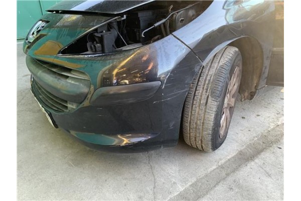 Recambio de paragolpes delantero para peugeot 207 1.4 referencia OEM IAM 7401EN  