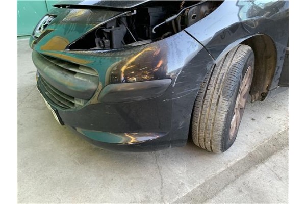Recambio de paragolpes delantero para peugeot 207 1.4 referencia OEM IAM 7401EN  