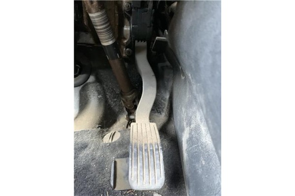 Recambio de pedal acelerador para peugeot 207 1.4 referencia OEM IAM 1601Z6 9835904480 
