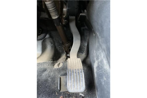 Recambio de pedal acelerador para peugeot 207 1.4 referencia OEM IAM 1601Z6 9835904480 